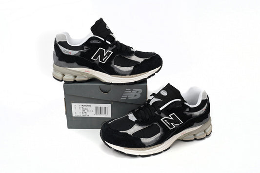 New Balance 2002R