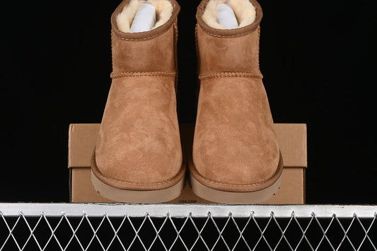 UGG – Classic Brown