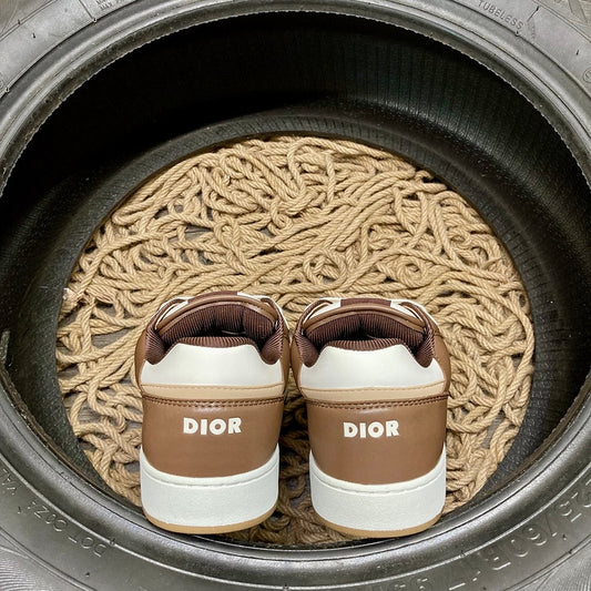 Dior B26