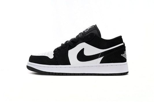 Jordan 1 Low Black & White