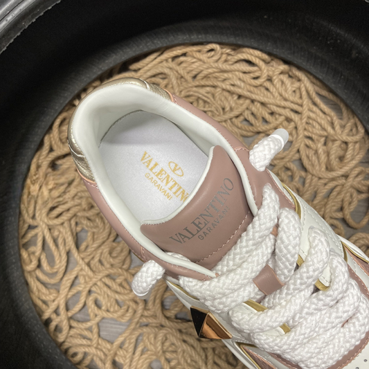 Valentino One Stud Pink White