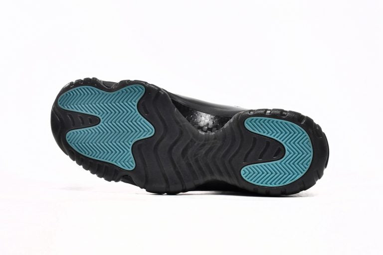 Jordan 11 Gamma Blue