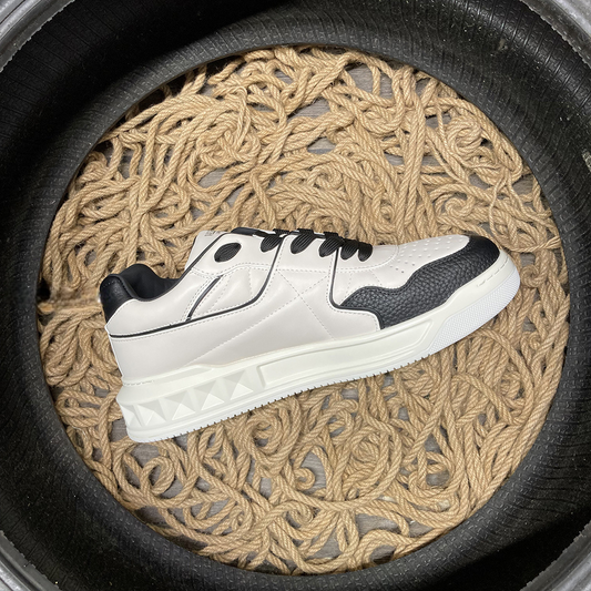 Valentino One Stud White & Black
