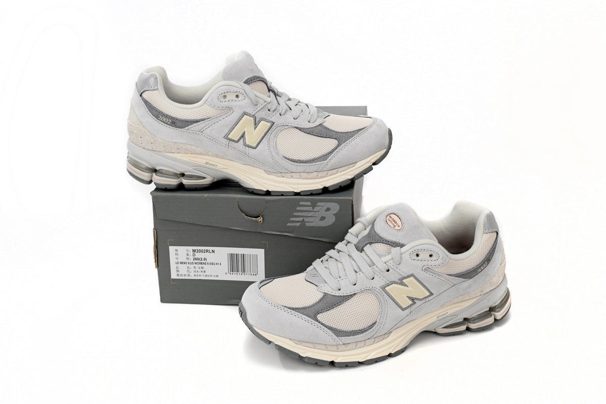 New Balance 2002R