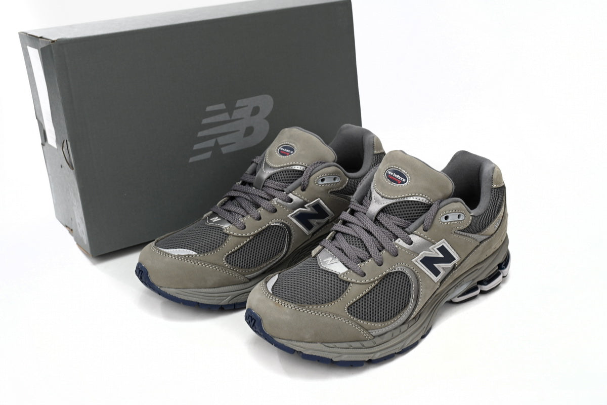 New Balance 2002R