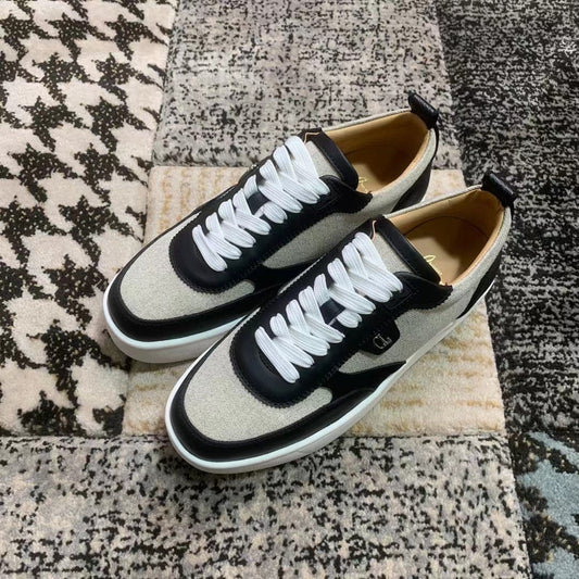 Christian Louboutin Classic Low