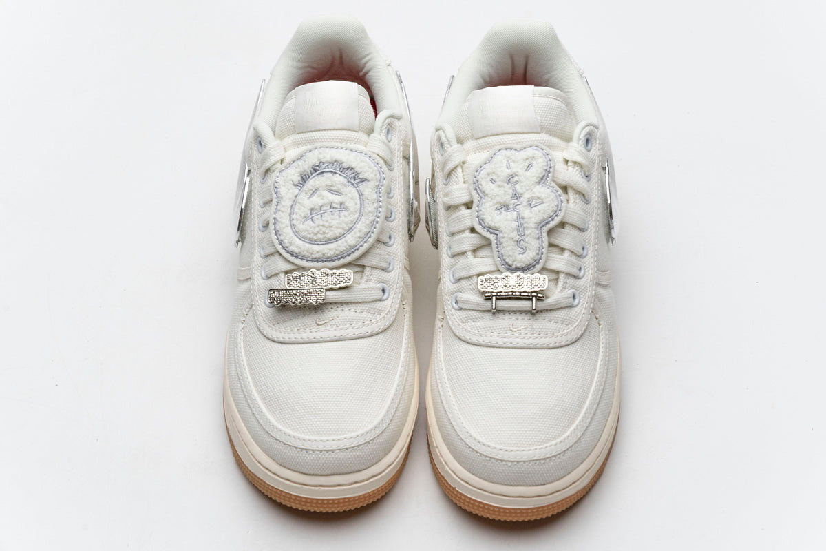Nike Air Force x Travis Scott ”Sail”