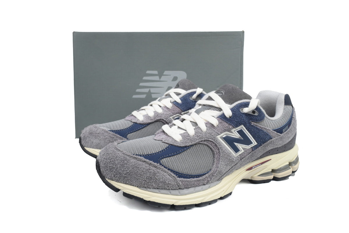 New Balance 2002R