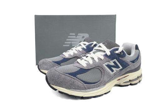 New Balance 2002R