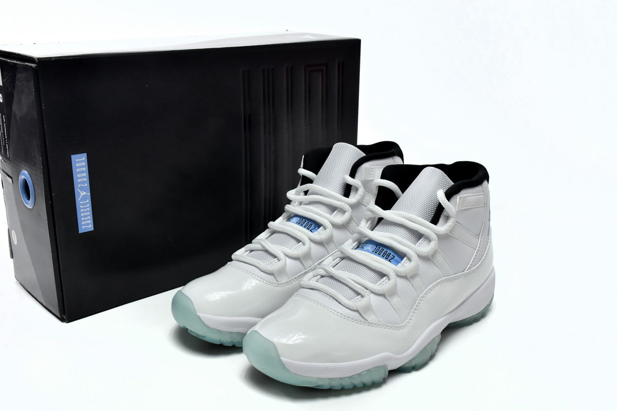 Jordan 11 Legend Blue