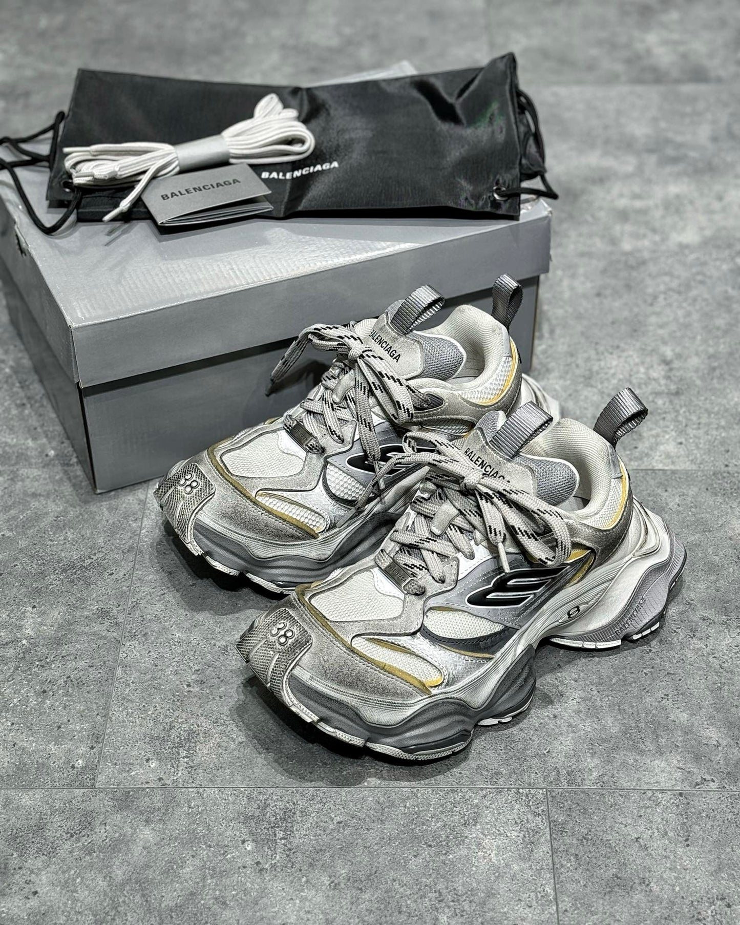 Balenciaga Cargo Gray