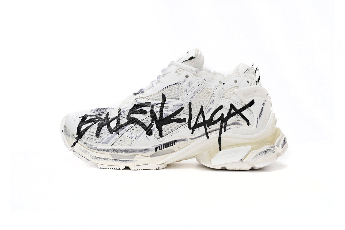 Balenciaga Runner White Grafitti