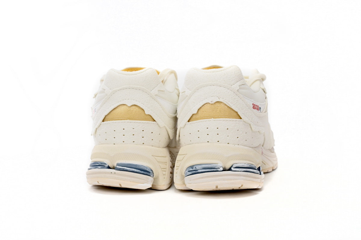 New Balance 2002R