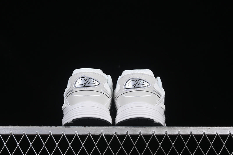 Dior B30 – White