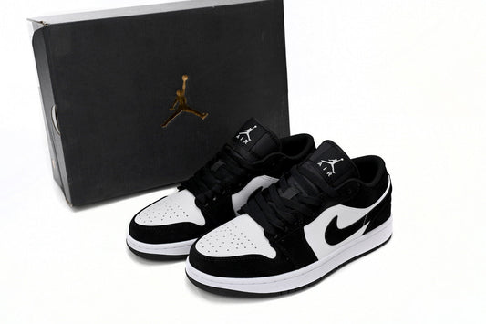 Jordan 1 Low Black & White