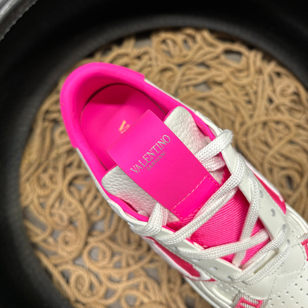 V7TN Trainers Pink