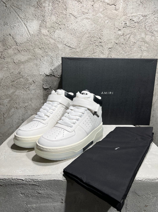 Amiri Stadium White High