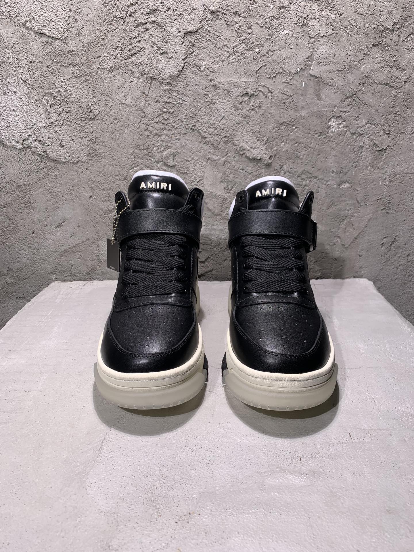 Amiri Stadium Black High