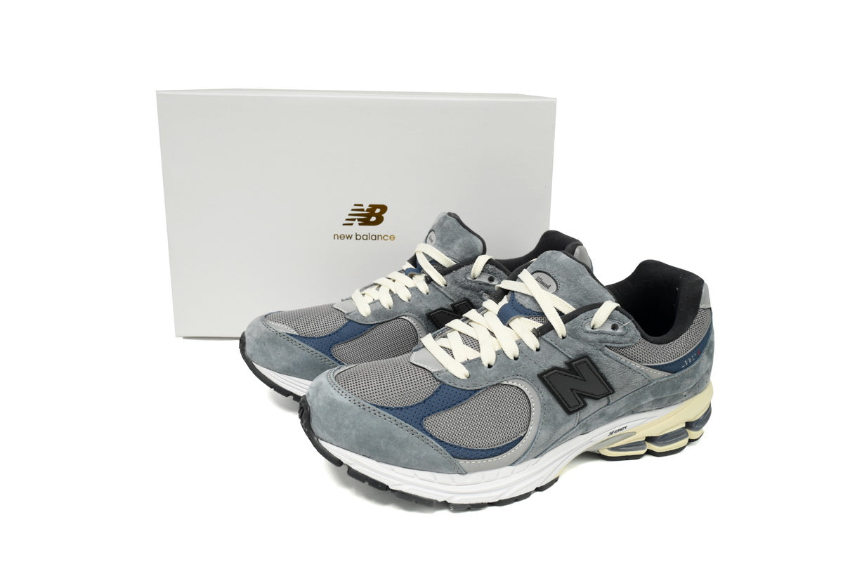New Balance 2002R
