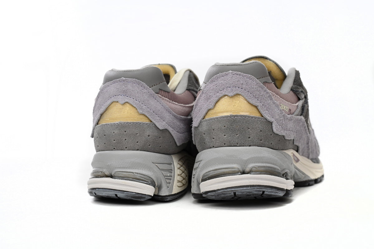 New Balance 2002R