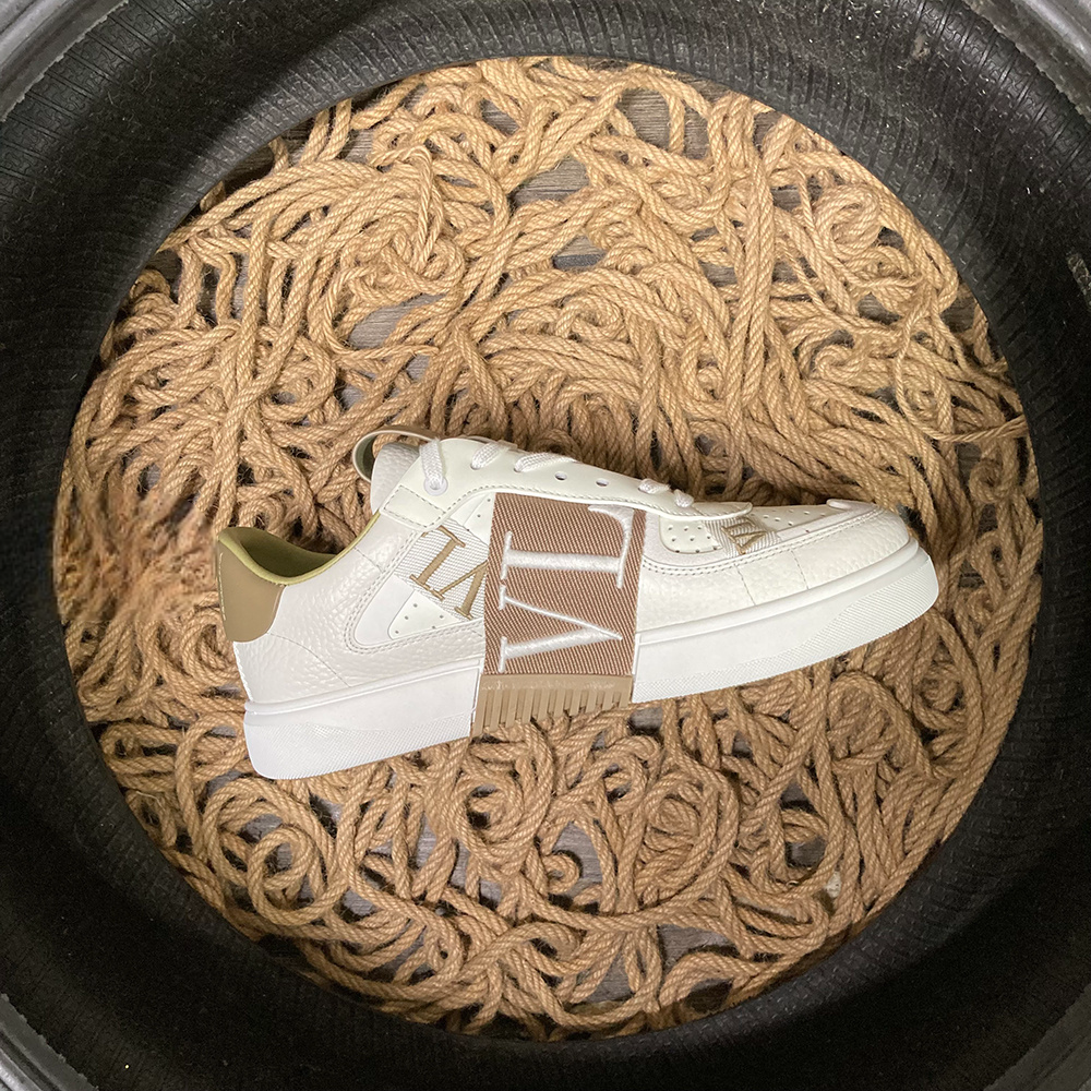 V7TN Trainers Light Brown