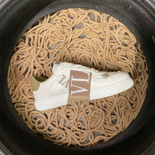 V7TN Trainers Light Brown