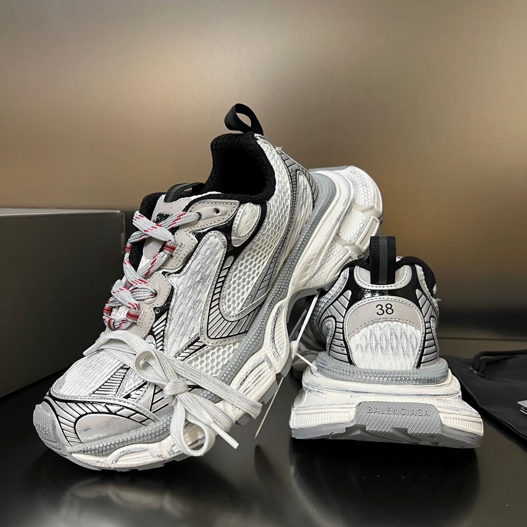 Balenciaga 3XL White Gray