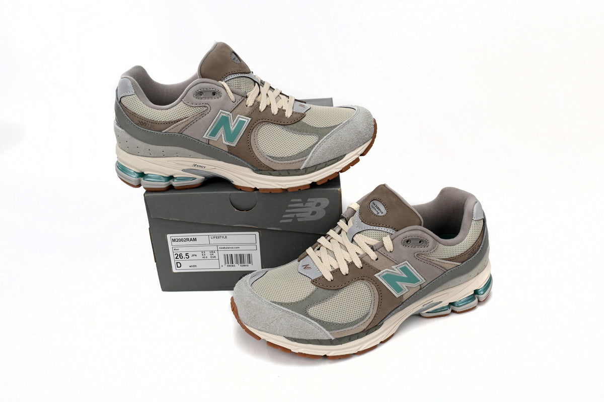 New Balance 2002R
