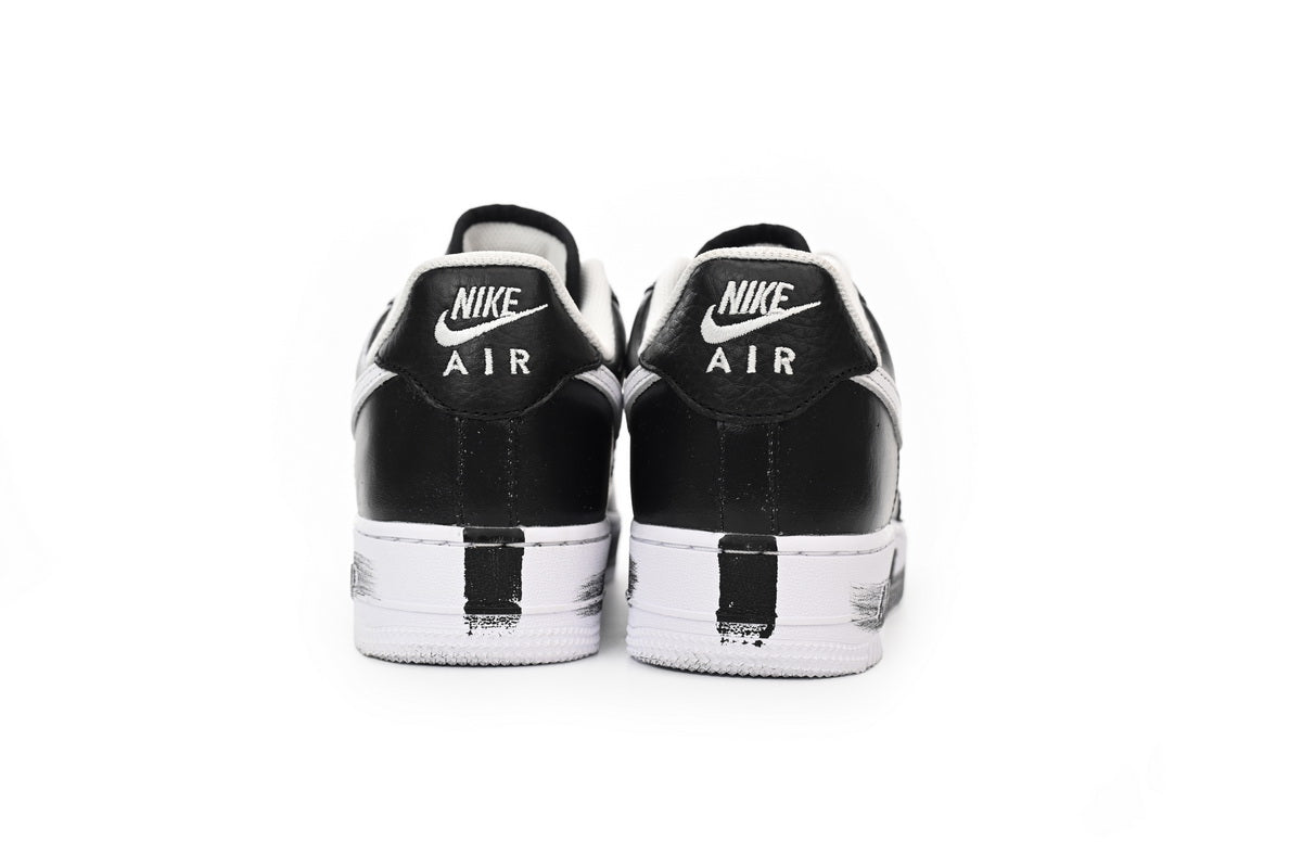 PEACEMINUSONE x Nike Air Force Para-noise