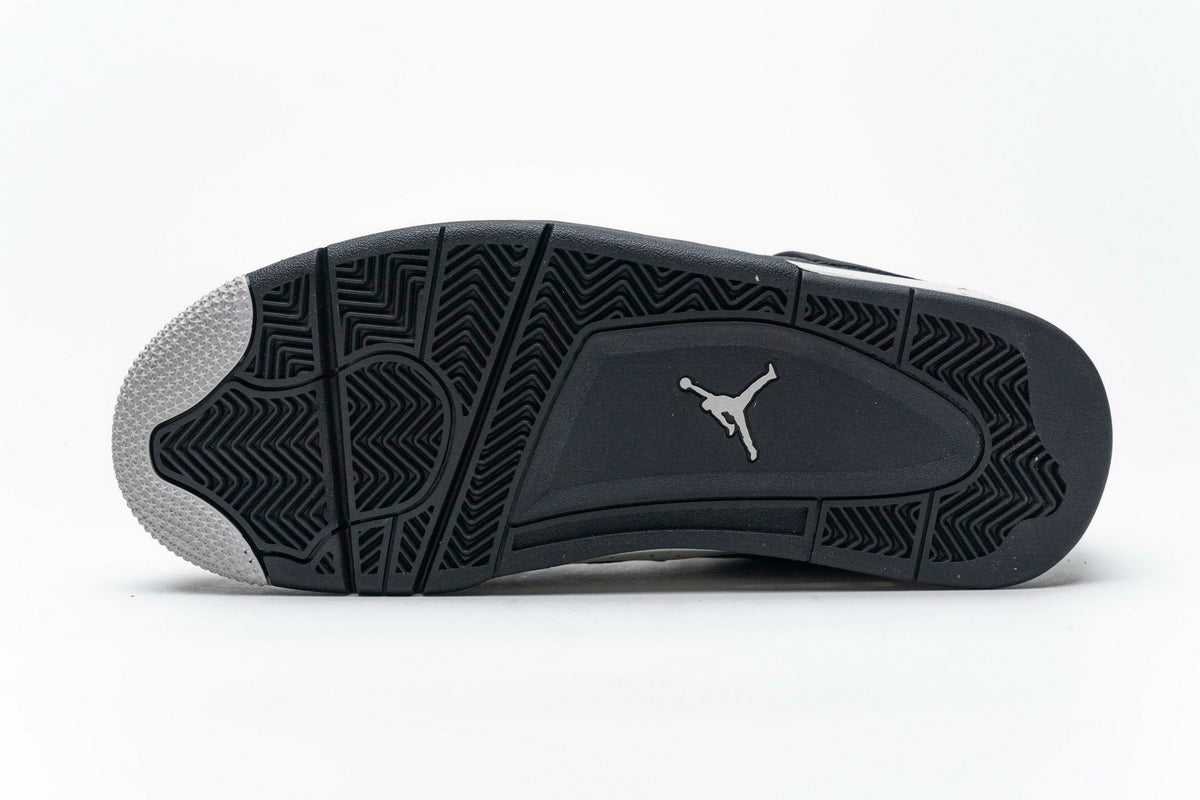 Jordan 4 Retro Oreo (2015)