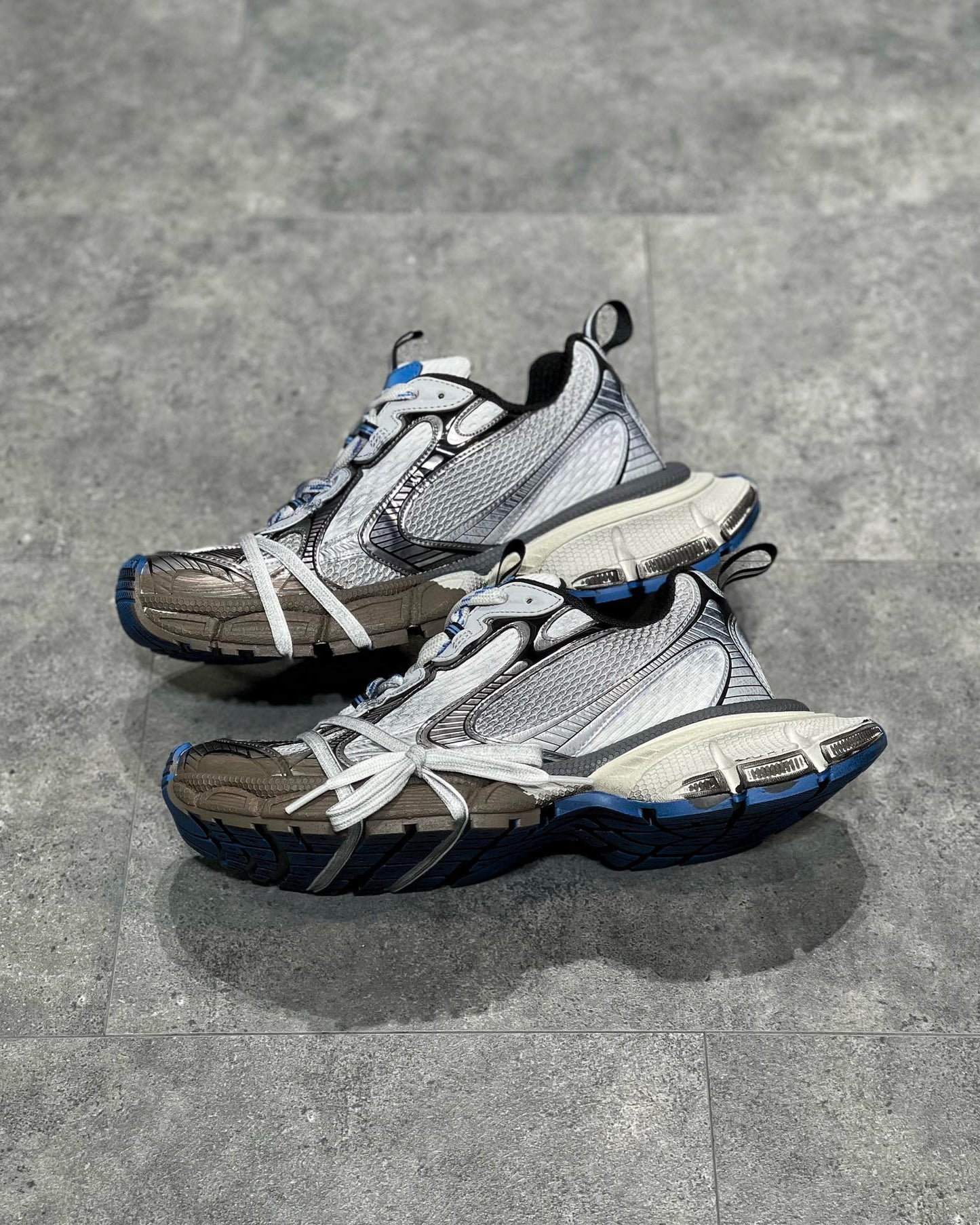 Balenciaga 3XL Grey Black
