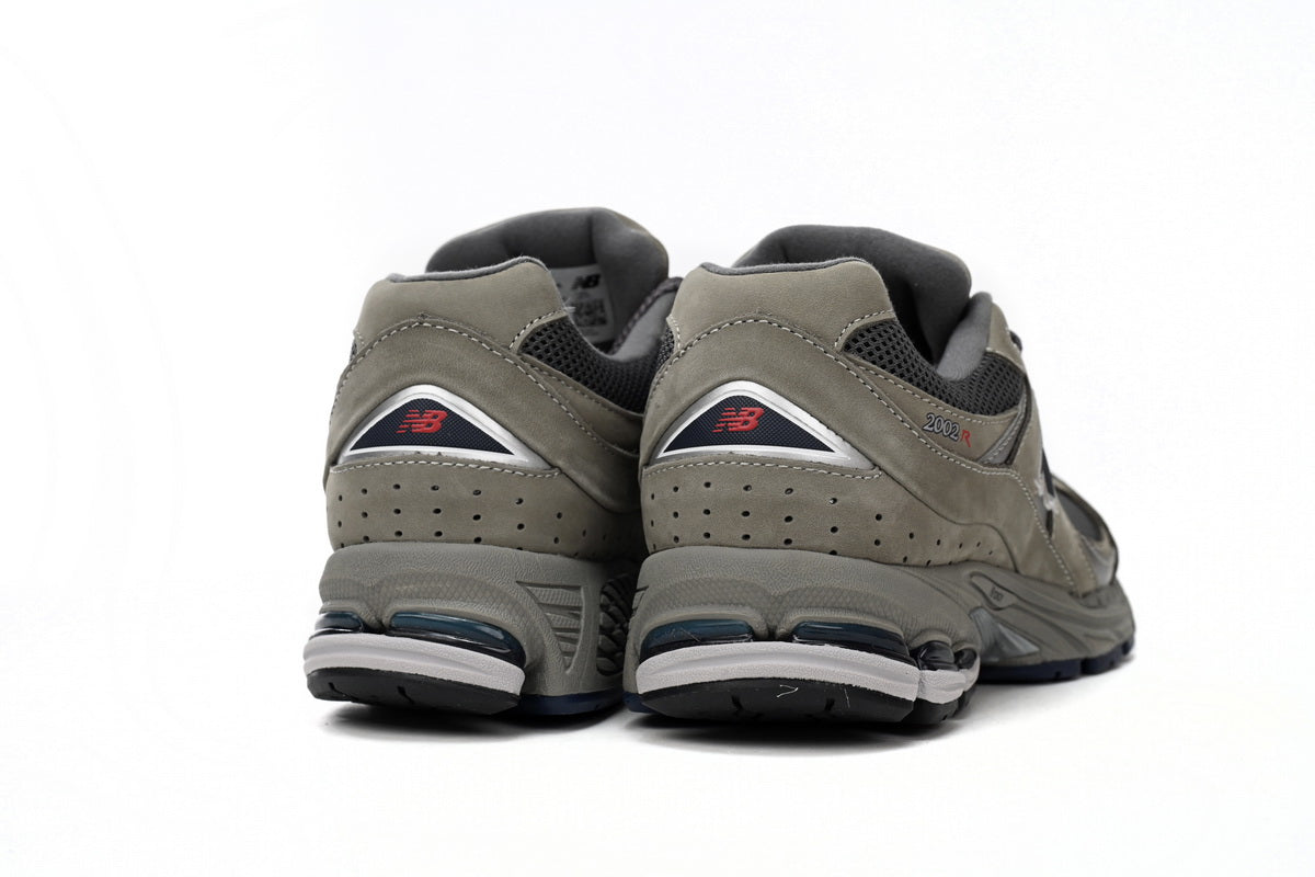New Balance 2002R