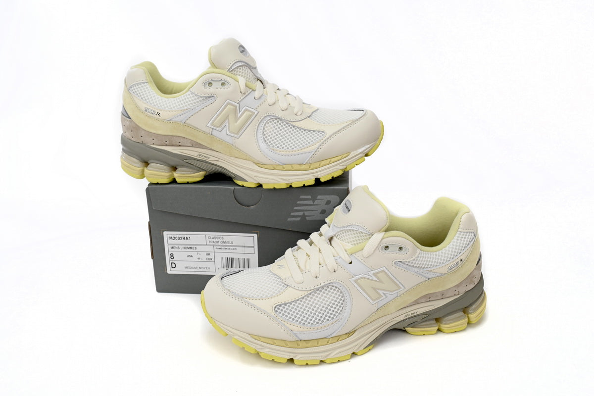 New Balance 2002R