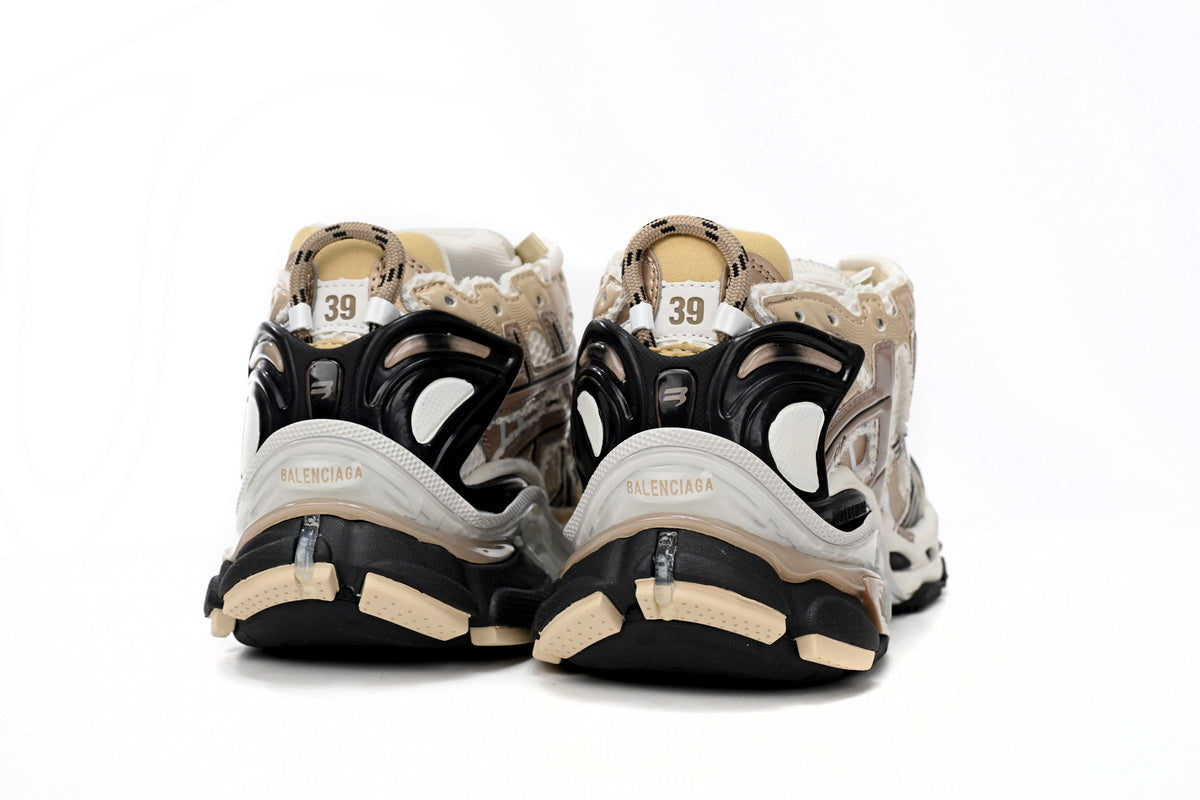 Balenciaga Runner Cream