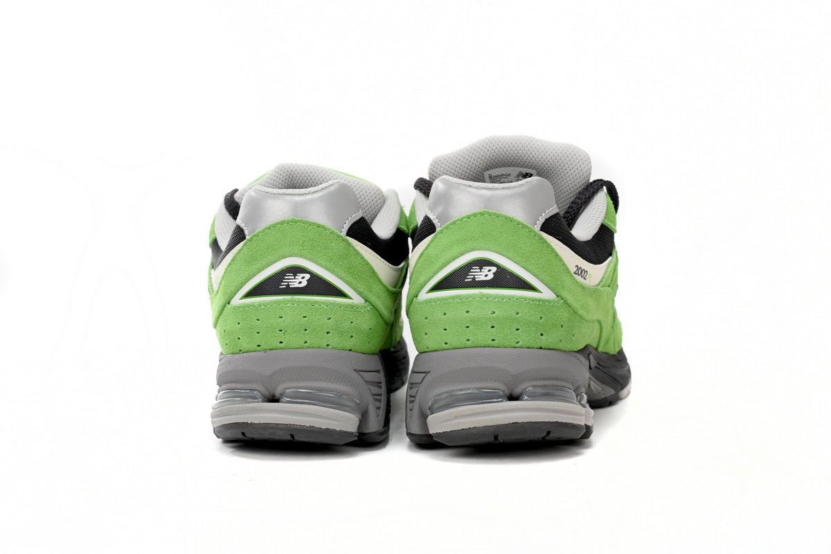 New Balance 2002R