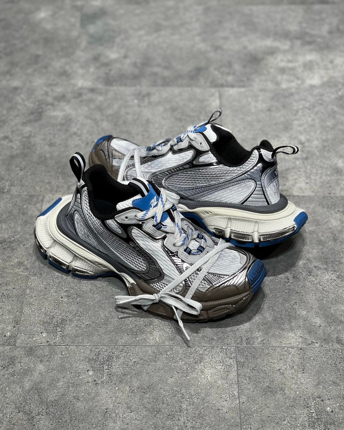 Balenciaga 3XL Grey Black