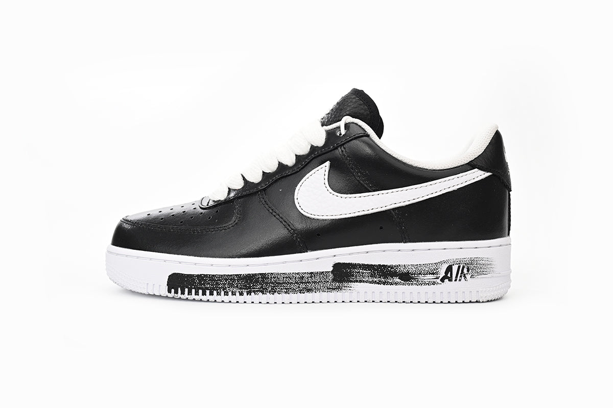 PEACEMINUSONE x Nike Air Force Para-noise