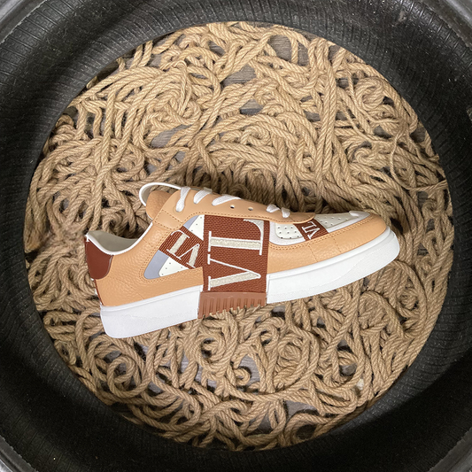 V7TN Trainers Brown