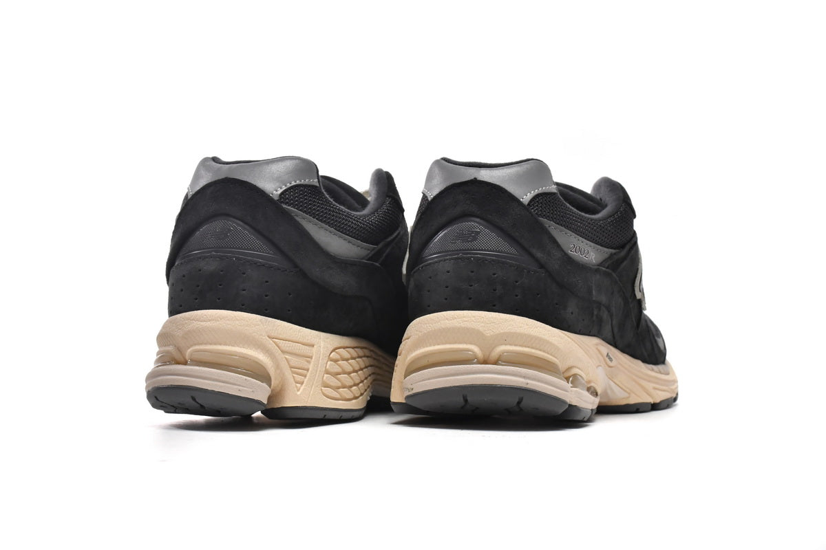 New Balance 2002R