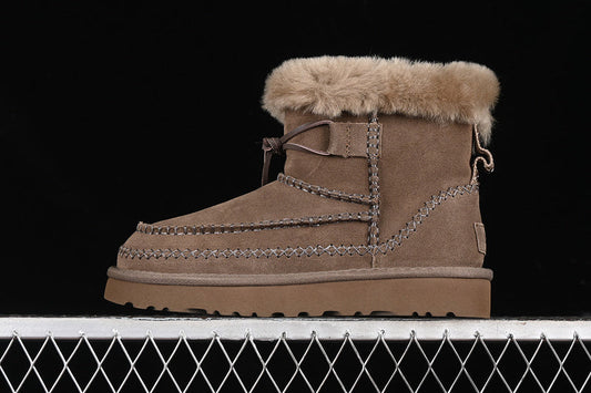 UGG – Alpine Dark Brown