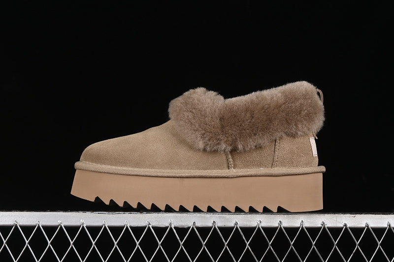 UGG – Platform Brown