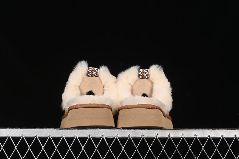 UGG – Alpine Floppy