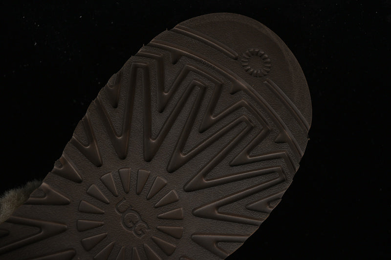 UGG – Alpine Floppy