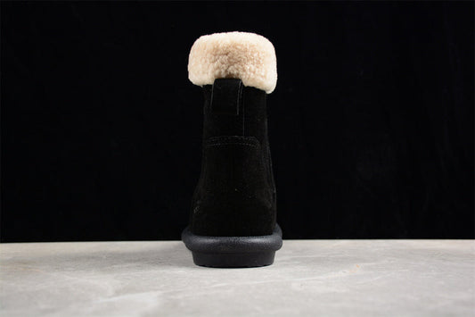 UGG – Black Boots