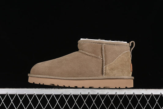 UGG – Classic Mini Brown