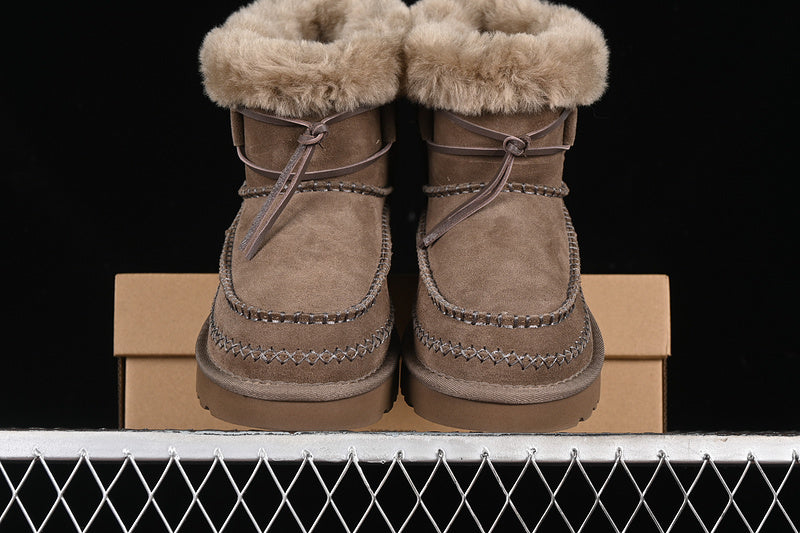 UGG – Alpine Dark Brown