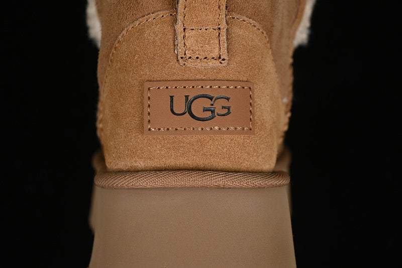 UGG – Brown Mini