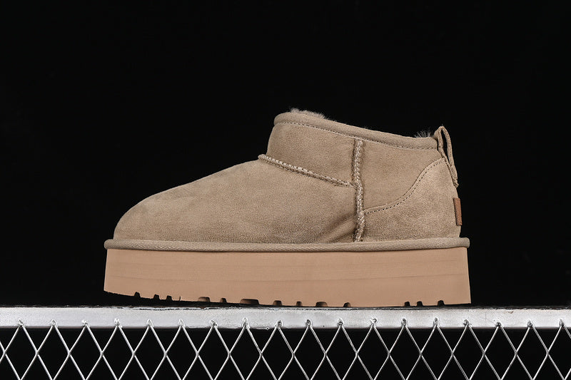 UGG Ultra Mini Platform