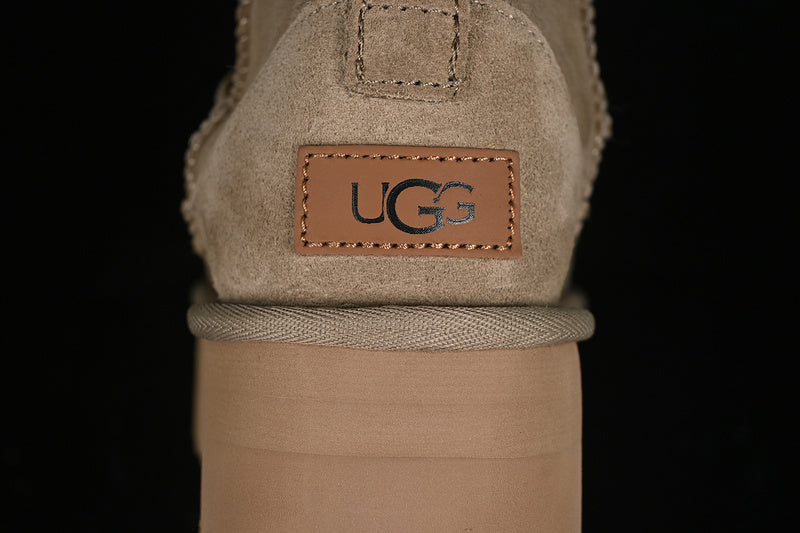 UGG Ultra Mini Platform