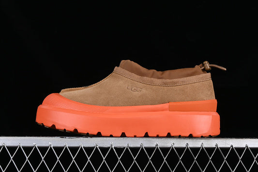 UGG – Orange Rubber